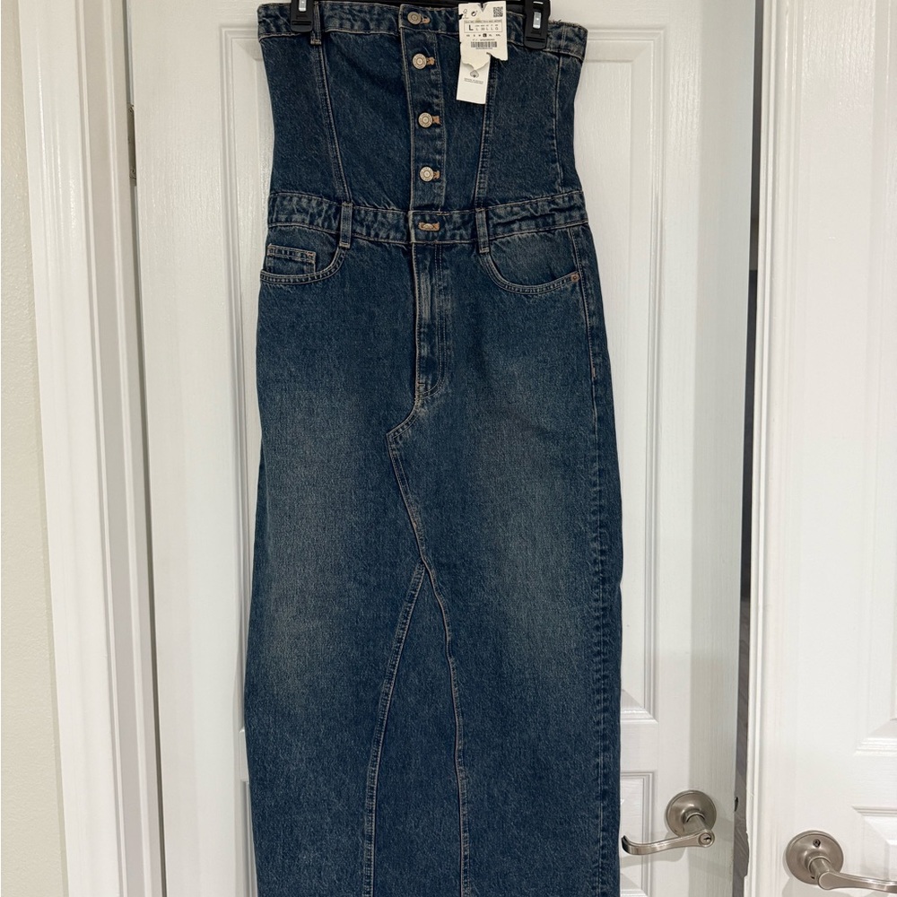High-Waisted Blue Denim Jeans